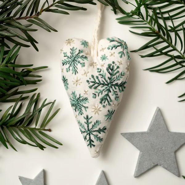 💖DIY Heart Shaped Hand Embroidered Christmas Ornament/Ornament Kit