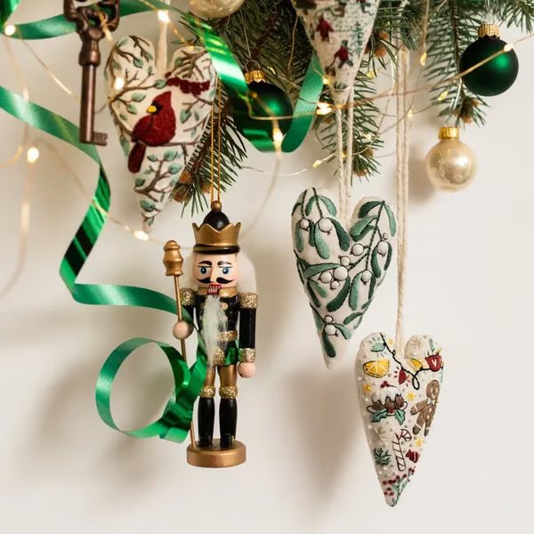 💖DIY Heart Shaped Hand Embroidered Christmas Ornament/Ornament Kit